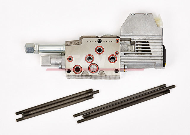 718756014 – DIA KIT,  TRACTOR (1)