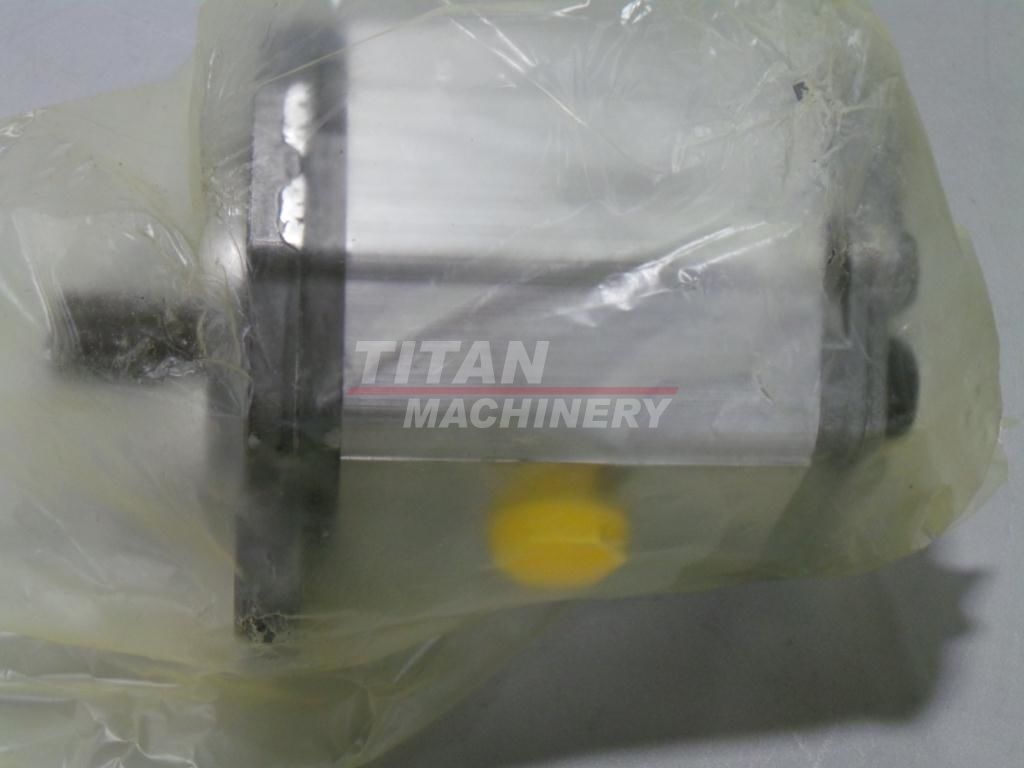 87050689 – HYDRAULIC PUMP, 22.8 CC (1)