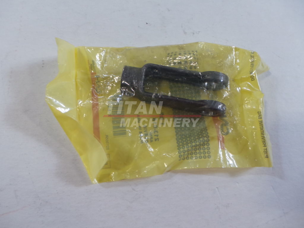 213-918 – CLEVIS (1)