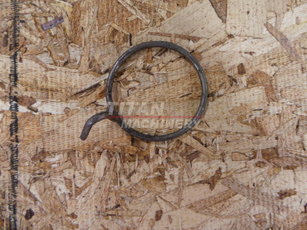 626441R1 – CLIP (1)