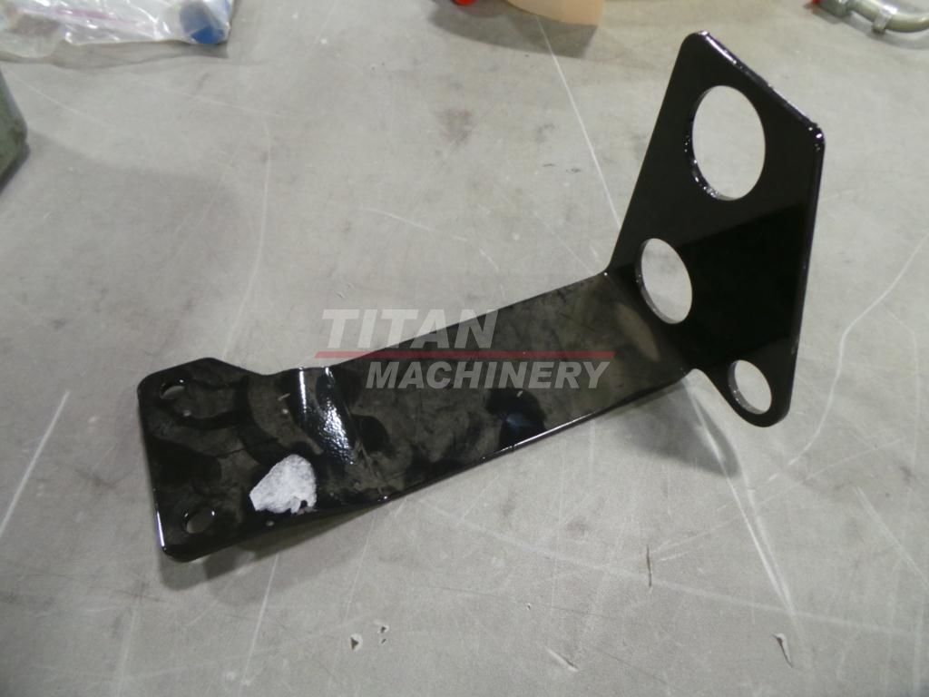 47112094 – BRACKET (1)