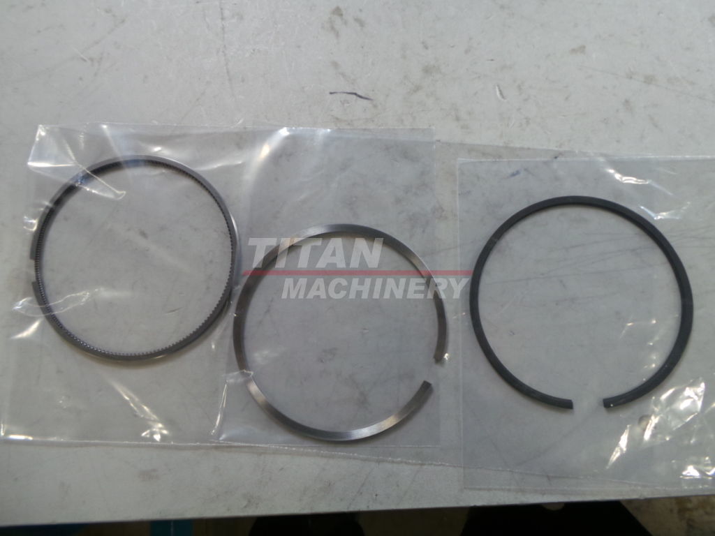 J800912 – PISTON RINGS KIT (1)