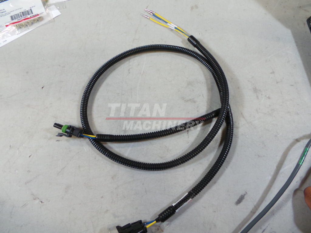 84329808 – WIRE HARNESS (1)