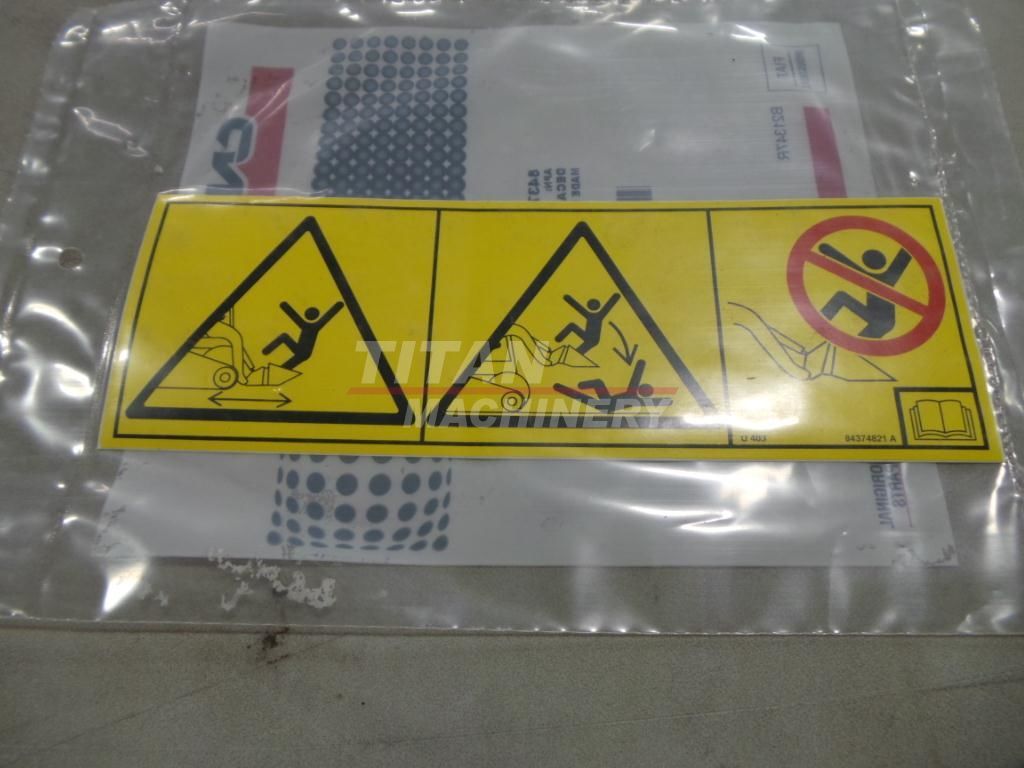 84374821 – WARNING DECAL (1)