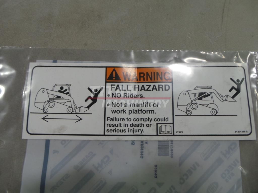84374298 – WARNING DECAL (1)