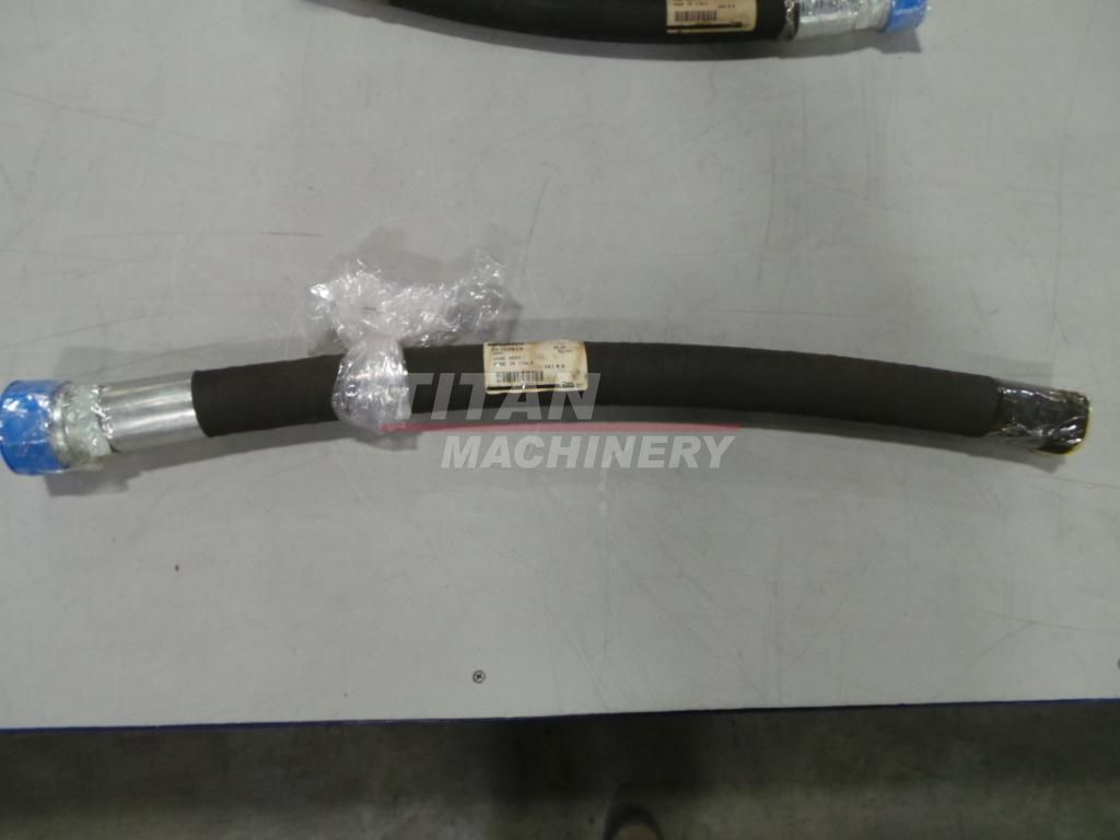84387419 – HYDRAULIC HOSE, 38.1mm ID x 777mm L, SAE 100R4 (1)