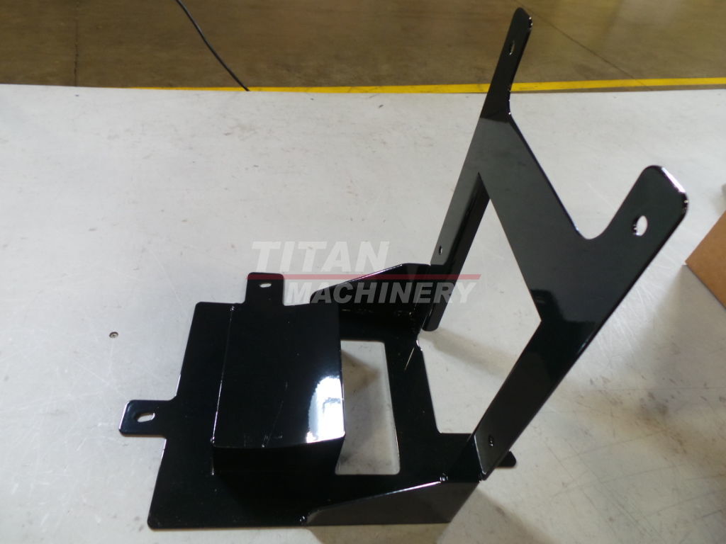 84522092 – BRACKET (1)