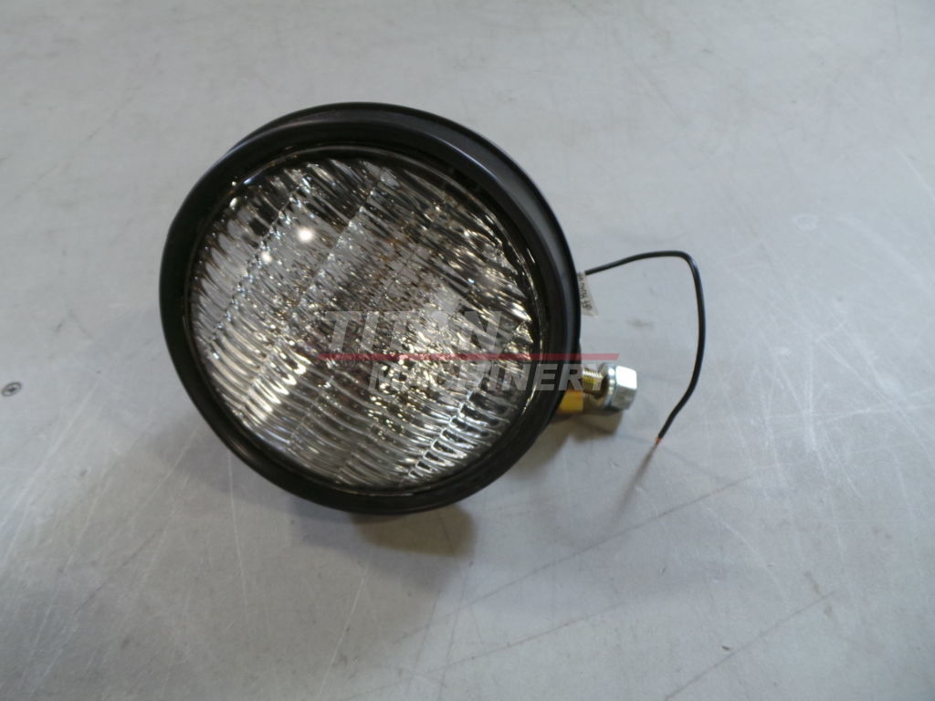 84579652 – LIGHT (1)