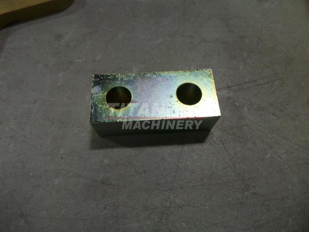 48054073 – SPACER (1)