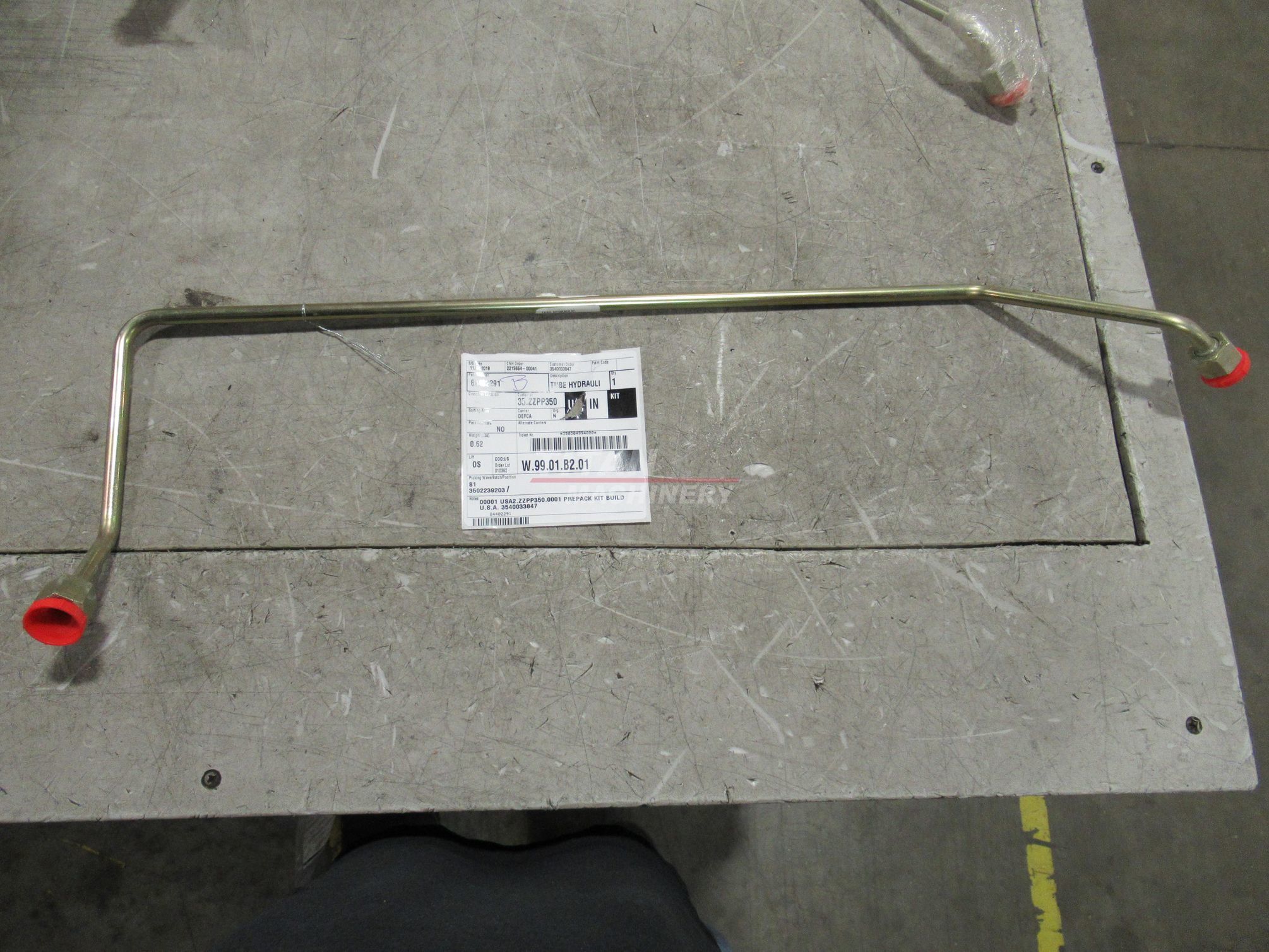84402291 – HYD TUBE (1)