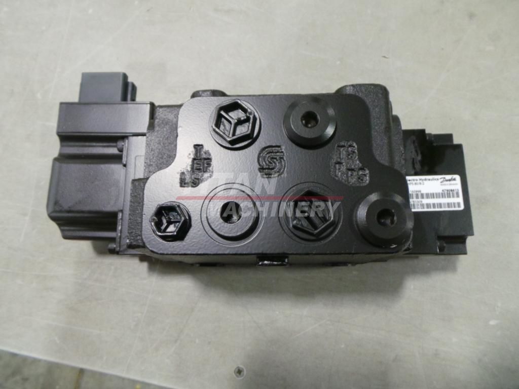 47908613 – STEERING VALVE (1)