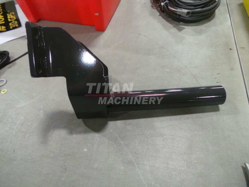 47551605 – BRACKET (1)