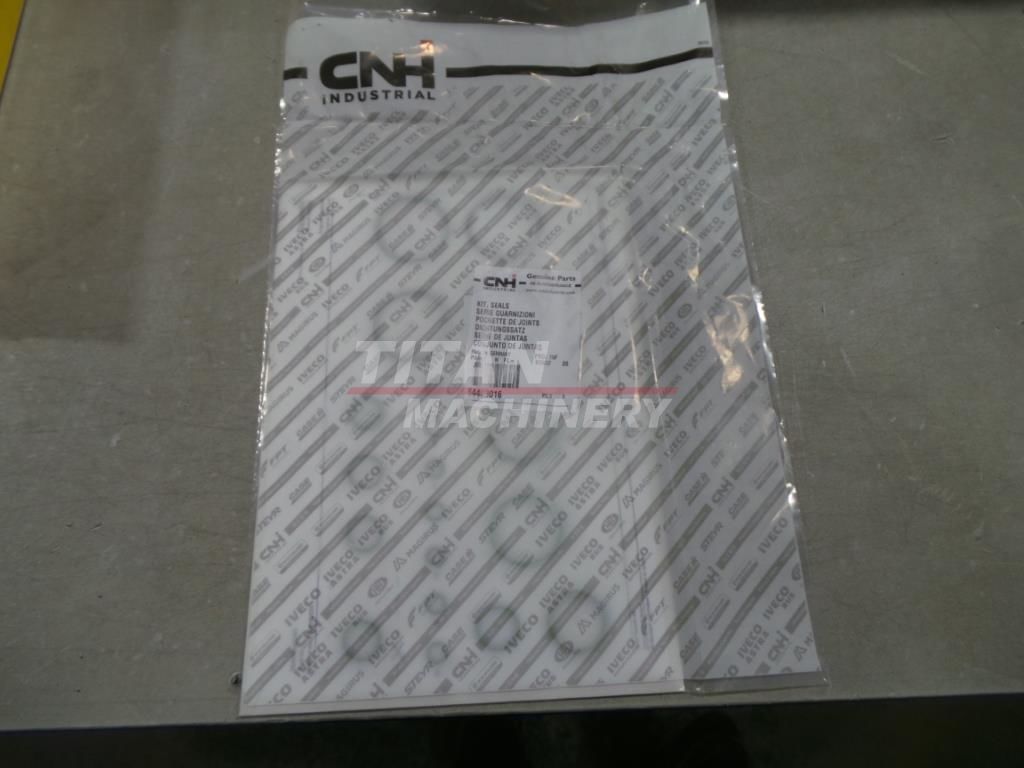 84483016 – SEAL KIT (1)