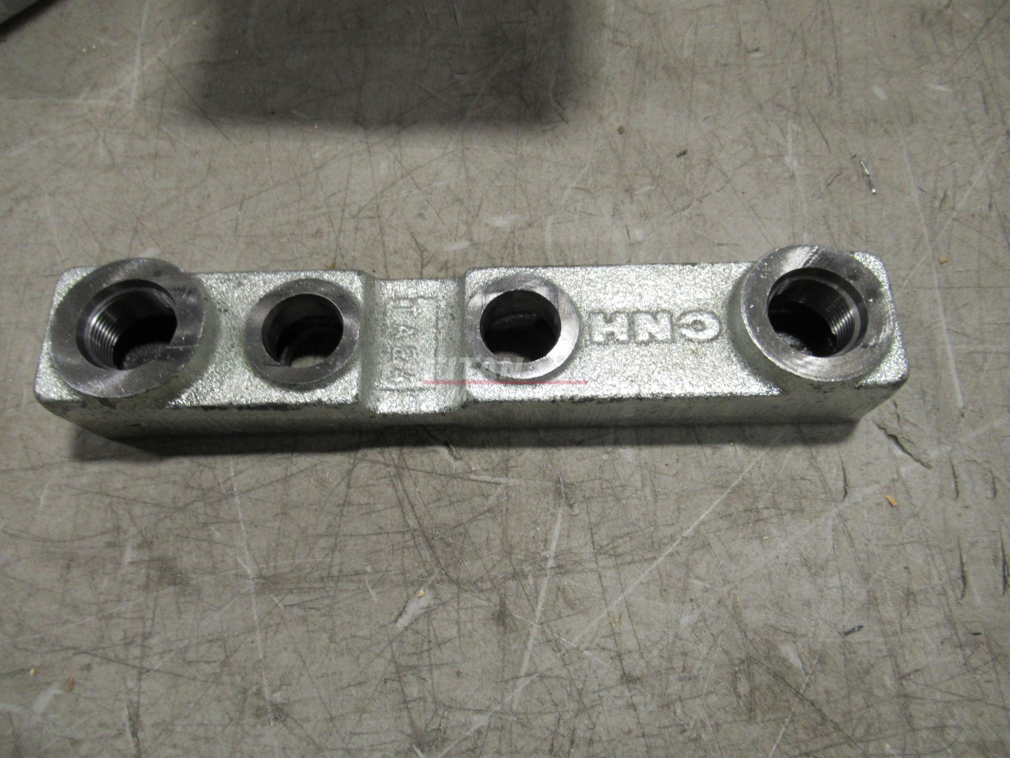 48095773 – HYDRAULIC MANIFOLD (1)