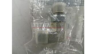 86579693 – Фітинг кутовий, 90º, 1"-14 ORFS x M18 x 1.5 ORB, 8010, NH (1)
