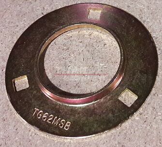 428426A1 – Флянець підшипника, 2062, MacDon (1)
