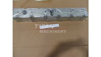 J930904 – Кришка клапанів, SPX4260 (1)