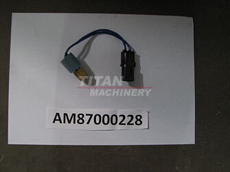 AM87000228 – Датчик низького тиску кондиціонеру (284272A1), 8010, 2388, STX500,MX285 USP (1)